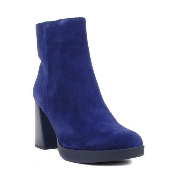 Naturalizer Genn-Reach Haven Blue Suede Booties